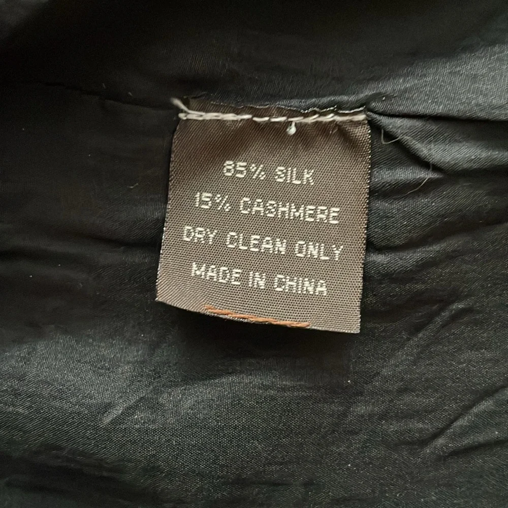 Vintage silk sweater with sequins - Picture 8 of 8